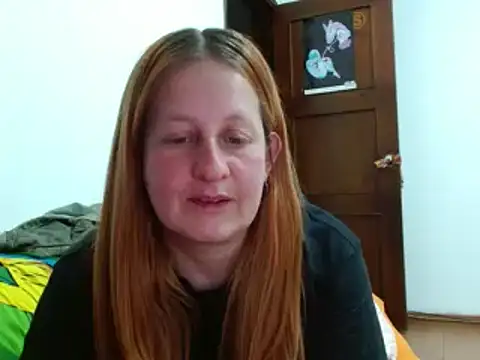 Snapshot of ViioletaMora chatting on November 28, 6:27 am ViioletaMora online show from November 28, 6:27 am