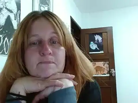 ViioletaMora online show from April 18, 5:00 am