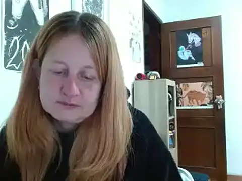 ViioletaMora online show from April 22, 4:15 am