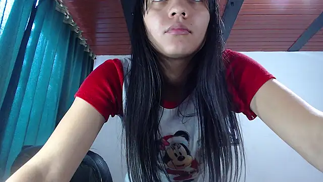 Snapshot of Ariel_Zeo1 chatting on December 9, 6:57 pm Ariel Zeo1 online show from December 9, 6:57 pm