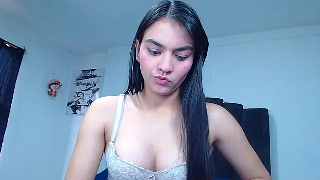 Snapshot of Ariel_Zeo1 chatting on November 5, 7:25 pm Ariel Zeo1 online show from November 5, 7:25 pm