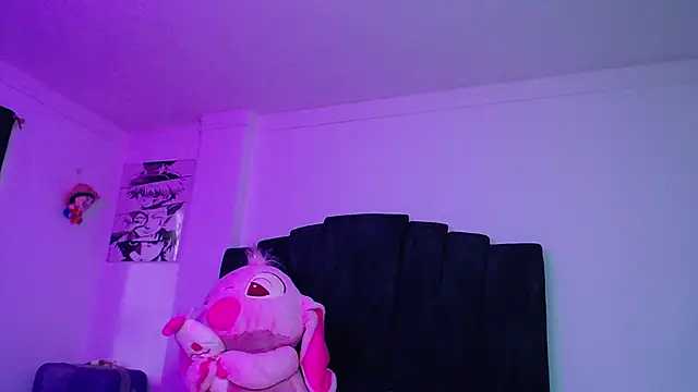 Snapshot of Ariel_Zeo1 chatting on November 19, 8:09 pm Ariel Zeo1 online show from November 19, 8:09 pm