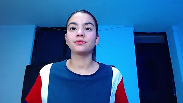 Snapshot of Ariel_Zeo1 chatting on February 24, 7:56 pm Ariel Zeo1 online show from February 24, 7:56 pm