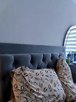 maliciaworld online show from April 7, 5:57 pm