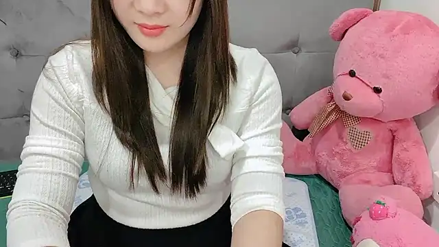 Snapshot of Funikio chatting on March 10, 1:01 am Funikio online show from March 10, 1:01 am