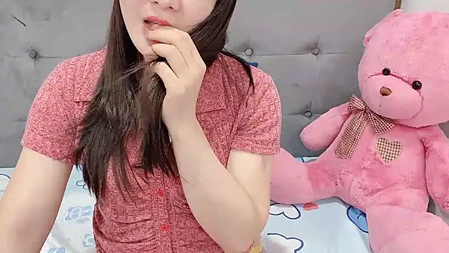 Snapshot of Funikio chatting on March 13, 7:09 am Funikio online show from March 13, 7:09 am