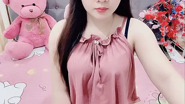 Snapshot of Funikio chatting on November 5, 1:27 am Funikio online show from November 5, 1:27 am