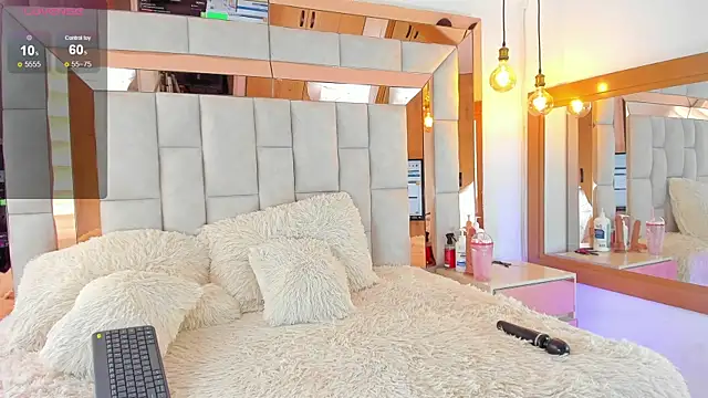 Salomethompson- online show from December 20, 6:13 pm