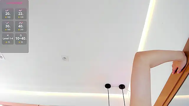 Salomethompson- online show from February 20, 7:08 pm