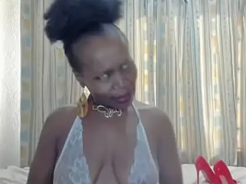 Snapshot of AfricanSquirtingQueen chatting on September 14, 1:43 pm AfricanSquirtingQueen online show from September 14, 1:43 pm