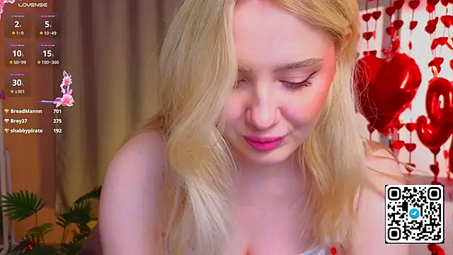 Snapshot of oliviabr0wn0 chatting on February 12, 5:05 am oliviabr0wn0 online show from February 12, 5:05 am