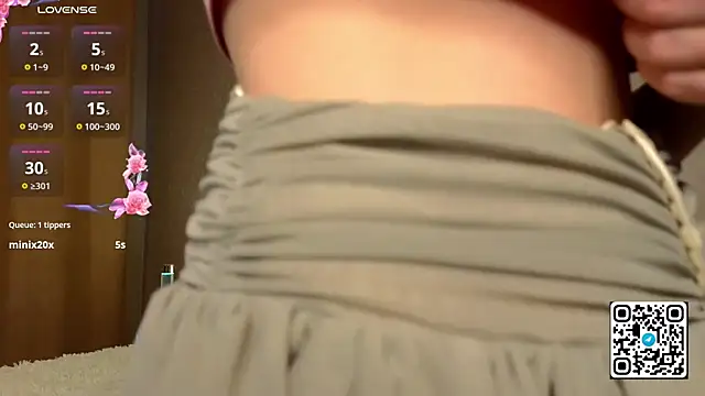 Snapshot of oliviabr0wn0 chatting on March 15, 2:03 am oliviabr0wn0 online show from March 15, 2:03 am