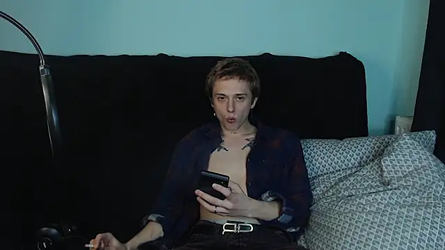 Snapshot of axxxturel chatting on December 2, 4:31 am axxxturel online show from December 2, 4:31 am