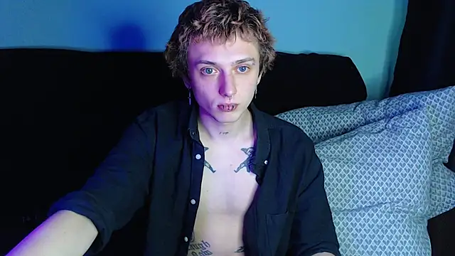 Snapshot of axxxturel chatting on December 27, 7:14 pm axxxturel online show from December 27, 7:14 pm