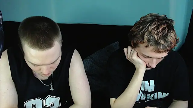 Snapshot of axxxturel chatting on January 8, 6:52 am axxxturel online show from January 8, 6:52 am