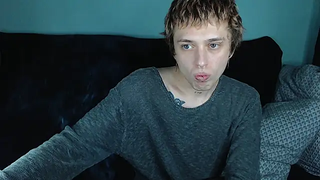 Snapshot of axxxturel chatting on January 9, 10:20 pm axxxturel online show from January 9, 10:20 pm