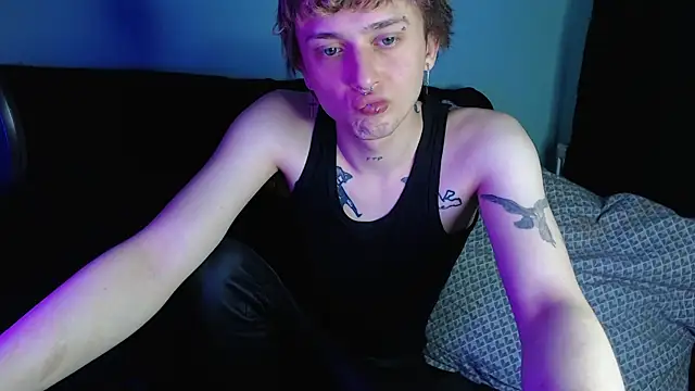 Snapshot of axxxturel chatting on February 24, 9:31 pm axxxturel online show from February 24, 9:31 pm