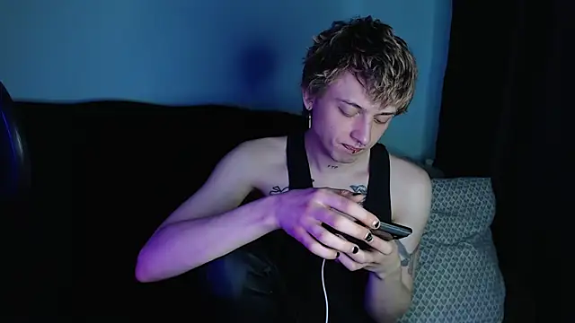 Snapshot of axxxturel chatting on February 26, 4:36 am axxxturel online show from February 26, 4:36 am