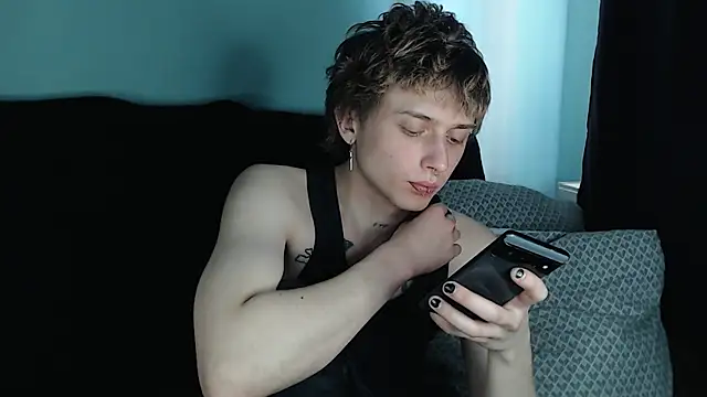 Snapshot of axxxturel chatting on February 26, 1:52 pm axxxturel online show from February 26, 1:52 pm