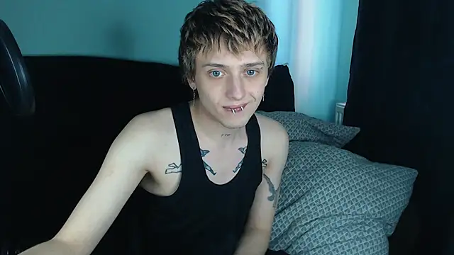 Snapshot of axxxturel chatting on February 27, 9:43 am axxxturel online show from February 27, 9:43 am