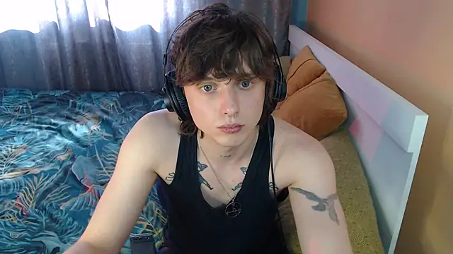 Snapshot of axxxturel chatting on September 21, 12:07 pm axxxturel online show from September 21, 12:07 pm