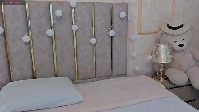 Cheerrysweett online show from December 12, 12:33 pm