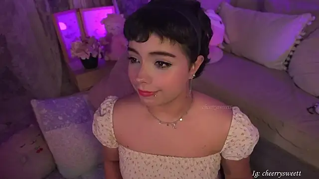 Cheerrysweett online show from April 14, 11:33 pm