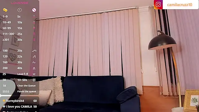 cami cruzz online show from March 18, 2:25 am