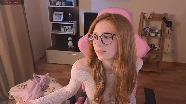 rara ruru online show from March 16, 9:49 am