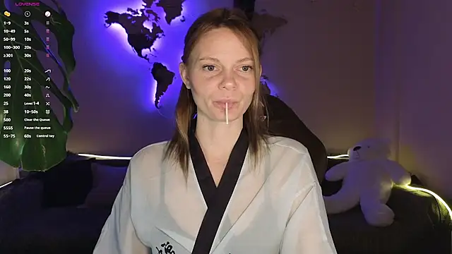 Snapshot of Sam_Klaus chatting on February 16, 5:20 pm Sam Klaus online show from February 16, 5:20 pm