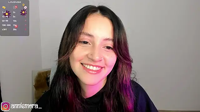 Snapshot of annie_mora chatting on February 23, 2:29 am annie mora online show from February 23, 2:29 am