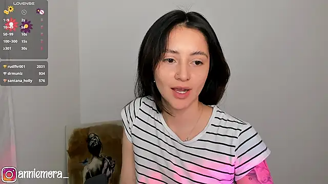 Snapshot of annie_mora chatting on February 27, 5:13 am annie mora online show from February 27, 5:13 am