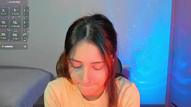 Snapshot of annie_mora chatting on September 24, 2:48 am annie mora online show from September 24, 2:48 am