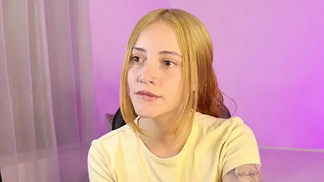 annie mora online show from April 14, 2:28 am