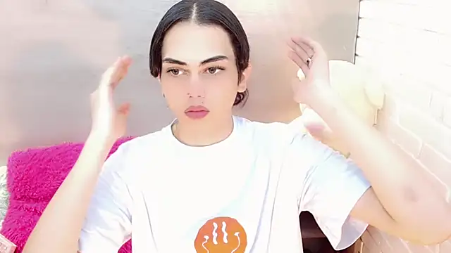 Daniela Pink  online show from October 27, 8:46 pm