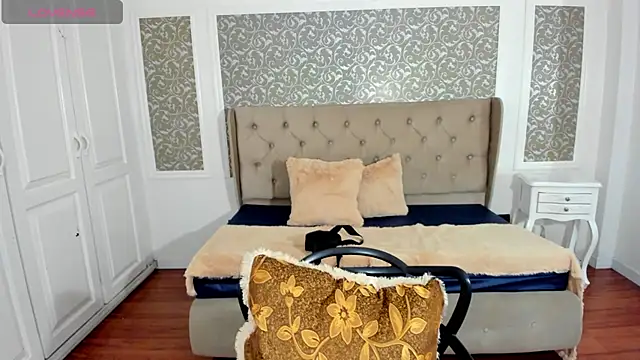 Snapshot of KimWessel_ chatting on February 25, 7:36 pm KimWessel  online show from February 25, 7:36 pm