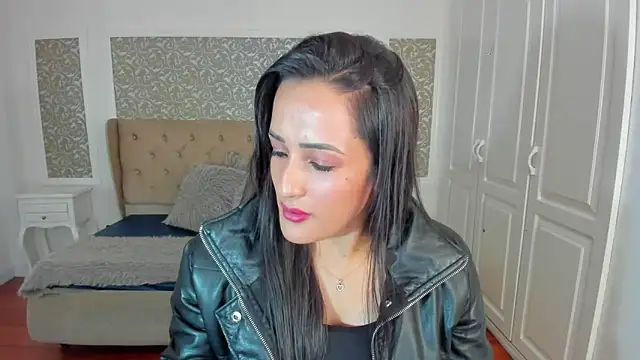 Snapshot of KimWessel_ chatting on October 20, 7:36 pm KimWessel  online show from October 20, 7:36 pm