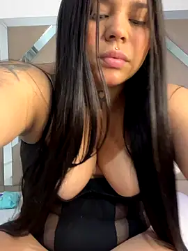 Snapshot of Bianca__69 chatting on November 13, 3:38 am Bianca 69 online show from November 13, 3:38 am