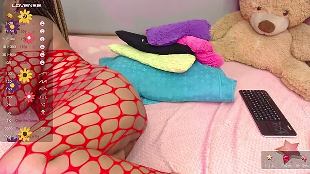 Snapshot of SheylaBrodhlei chatting on March 15, 6:43 pm SheylaBrodhlei online show from March 15, 6:43 pm