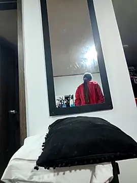 Sasha smith23 online show from April 12, 3:00 am