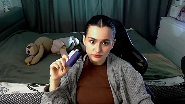 KiraYammy online show from February 12, 10:38 pm