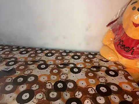 shuhana  online show from September 27, 12:59 am