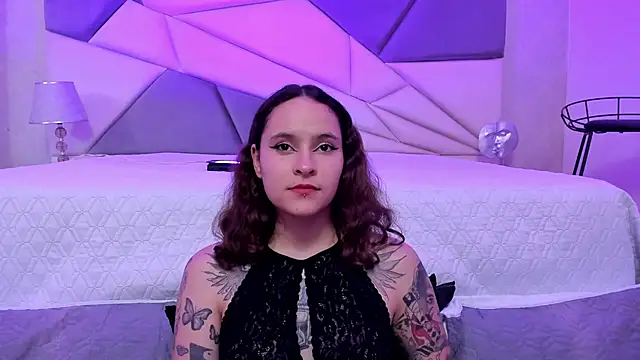 Snapshot of AnnyThompson_ chatting on January 24, 11:23 pm AnnyThompson online show from January 24, 11:23 pm