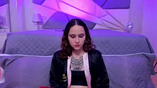 Snapshot of AnnyThompson_ chatting on February 5, 9:29 pm AnnyThompson online show from February 5, 9:29 pm