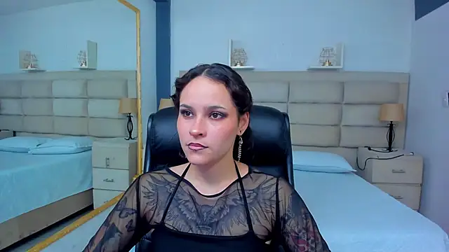 Snapshot of AnnyThompson_ chatting on October 16, 9:05 pm AnnyThompson online show from October 16, 9:05 pm