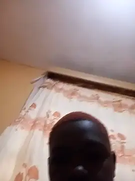 Snapshot of babe_liz chatting on March 15, 12:33 pm babe liz online show from March 15, 12:33 pm