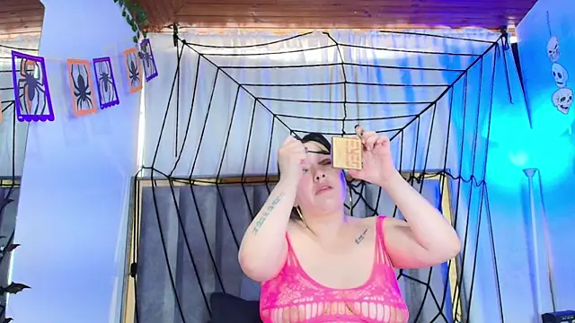 Zoe Curvy online show from October 17, 12:41 pm