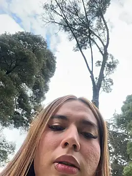 Jules Anderson online show from March 7, 3:28 pm