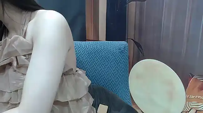 Snapshot of KaleAnisa chatting on March 10, 1:23 am KaleAnisa online show from March 10, 1:23 am