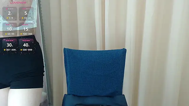 Snapshot of KaleAnisa chatting on October 11, 2:11 am KaleAnisa online show from October 11, 2:11 am